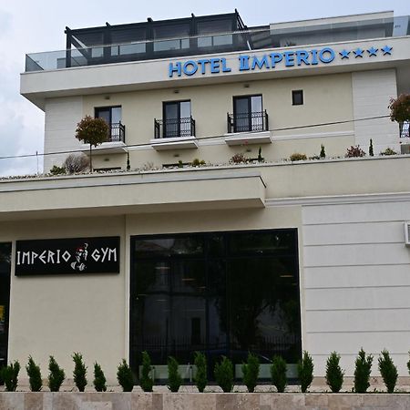 Imperio Hotel Cernavoda Buitenkant foto