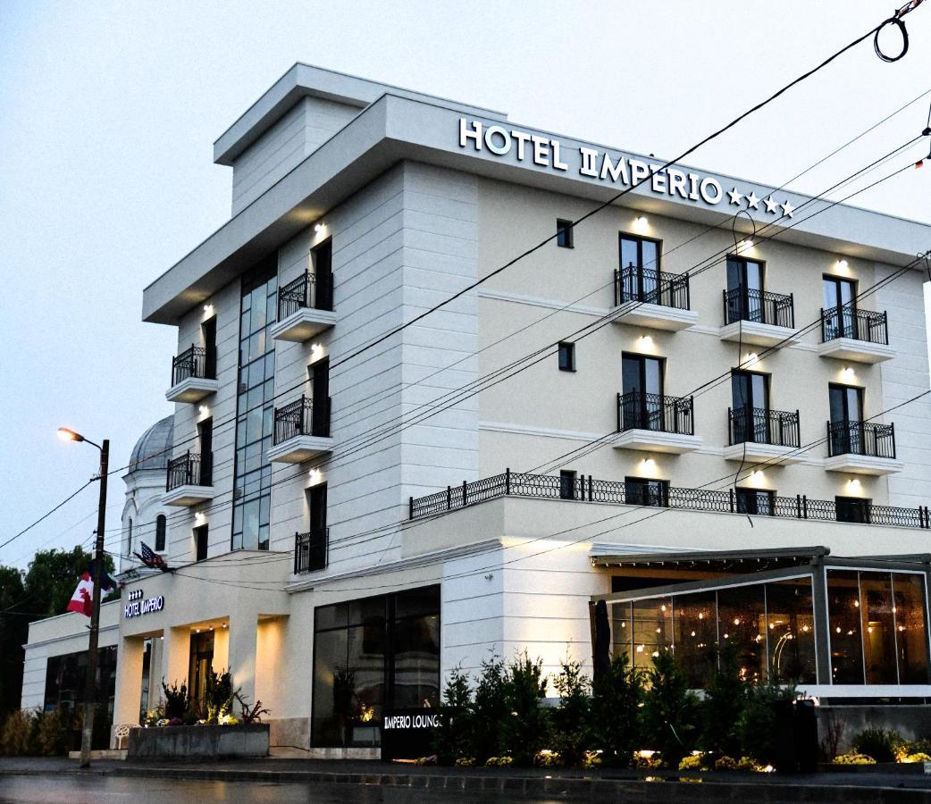 Imperio Hotel Cernavoda Buitenkant foto