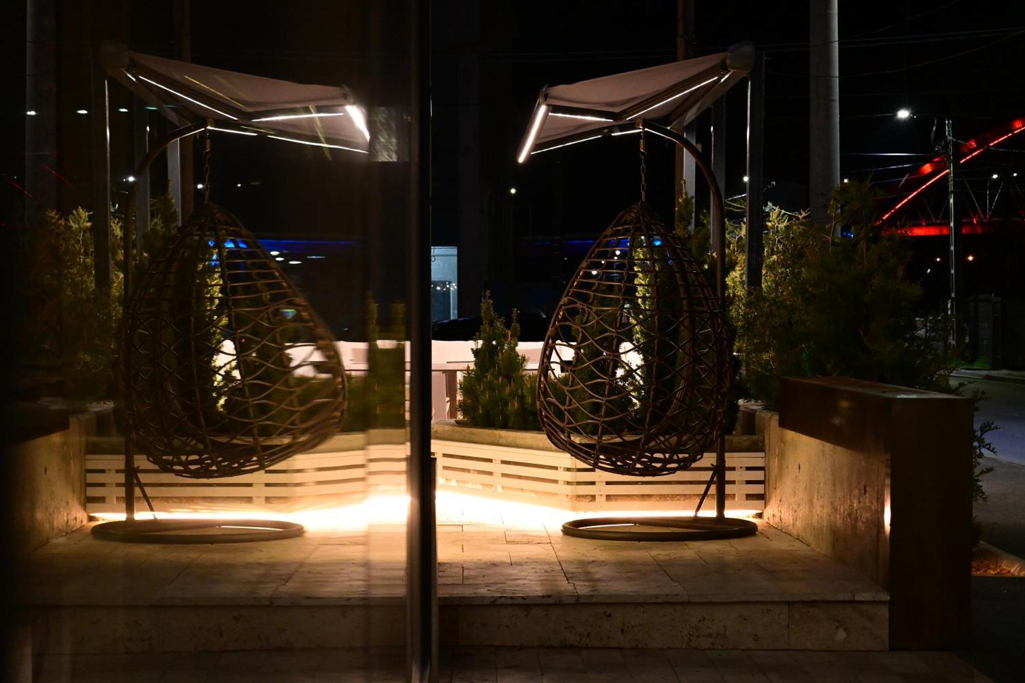 Imperio Hotel Cernavoda Buitenkant foto